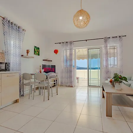 The Island Apartament *